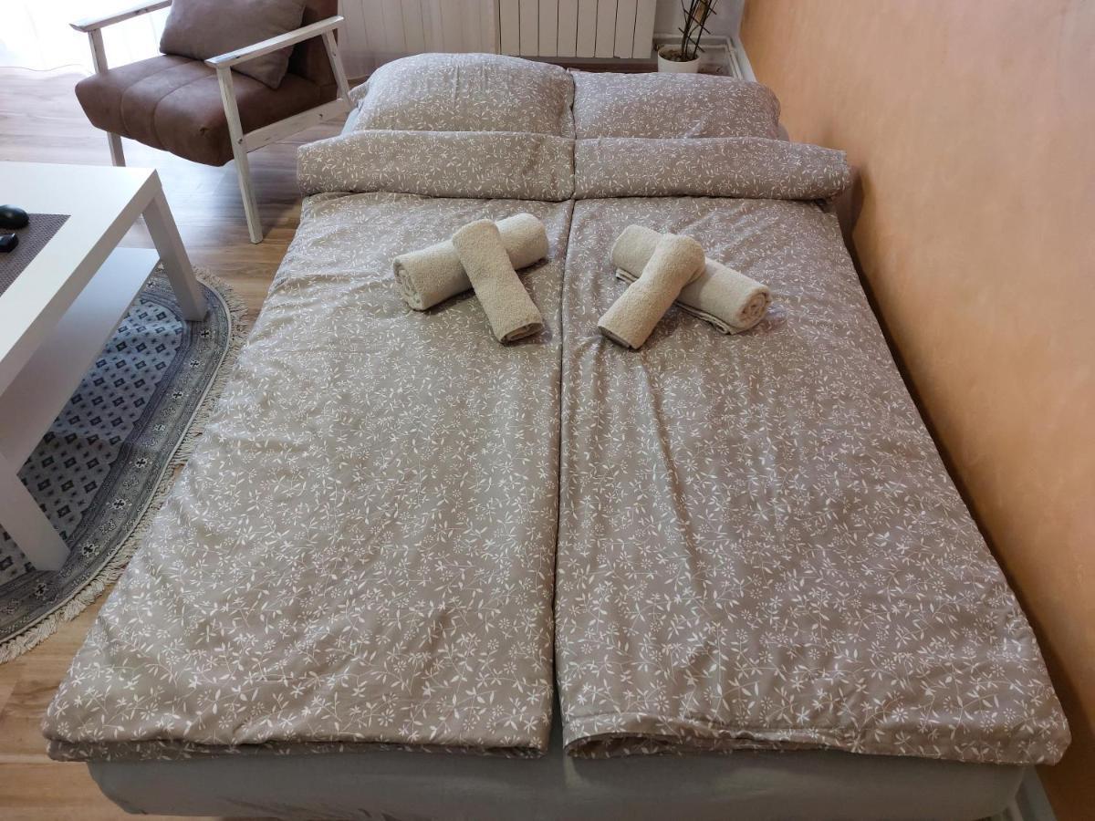Apartman Centar Sremska Mitrovica Eksteriør bilde