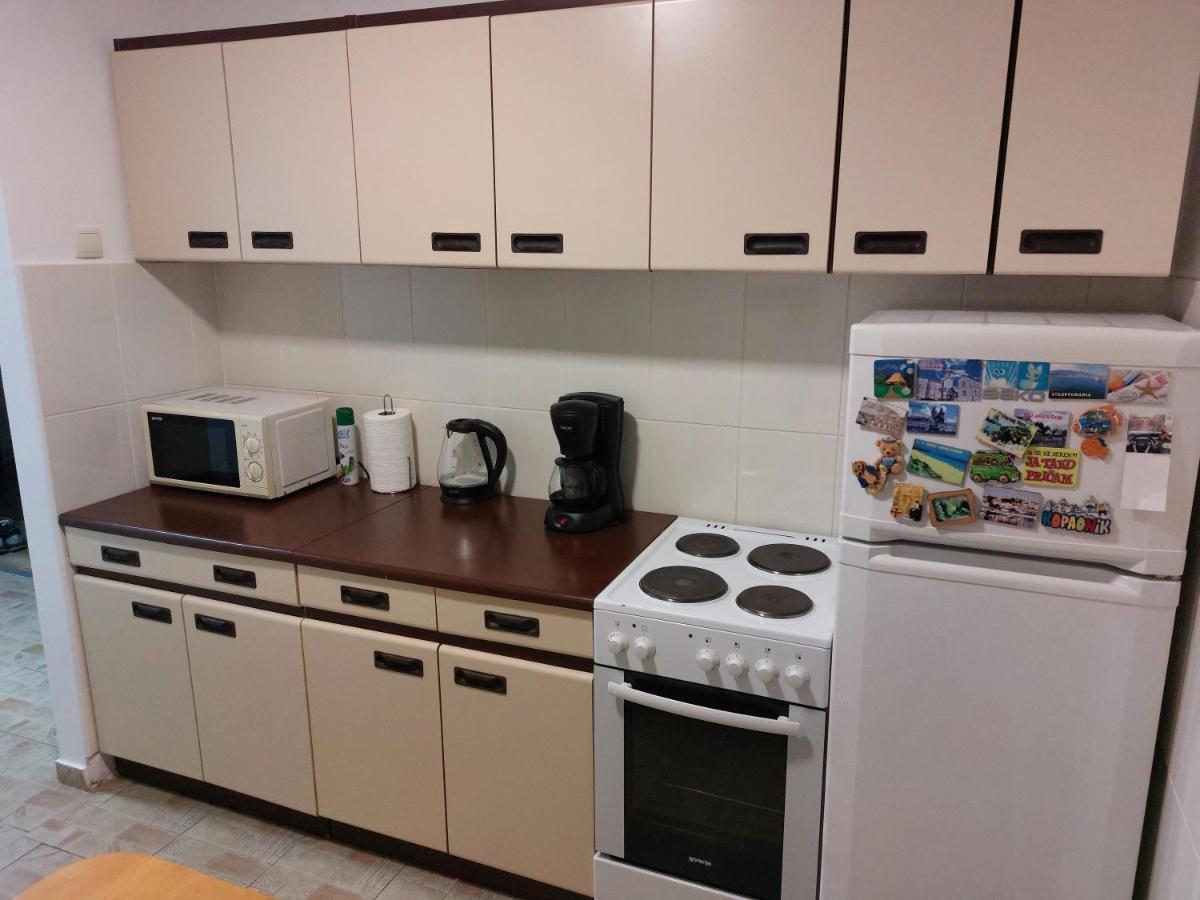 Apartman Centar Sremska Mitrovica Eksteriør bilde